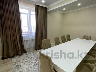 4-комнатная квартира, 135 м², 4/4 этаж, Проспект Жамбыла за 45 млн 〒 в Таразе