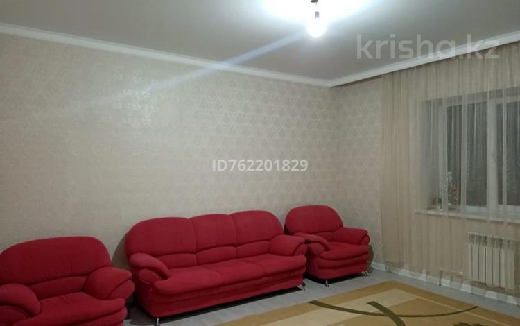 2-комнатная квартира · 78 м² · 4/8 этаж, мкр. Алтын орда, Ораза Татеулы 2а за 28 млн ₸ в Актобе — фото 2