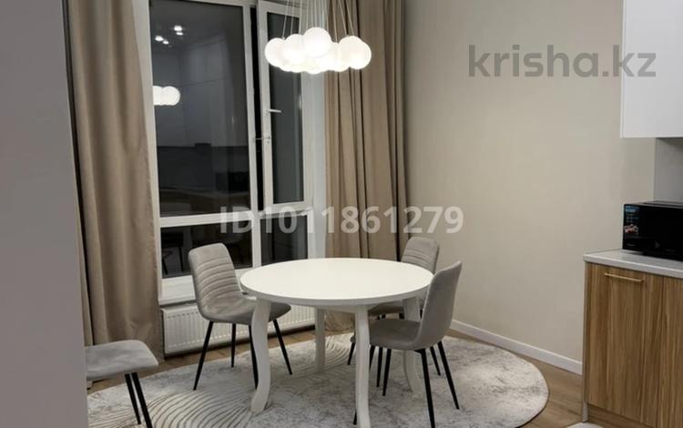 2-комнатная квартира · 41 м² · 12/12 этаж, ул. Жошы хана 14/1 за 300 000 ₸ в Астане, Есильский р-н — фото 2