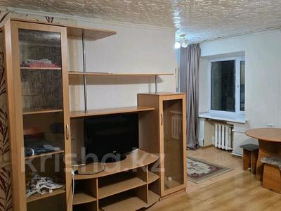 1-комнатная квартира · 33 м² · 2/5 этаж, Ерубаева 50 за 130 000 ₸ в Караганде