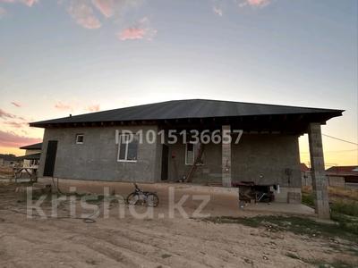 Отдельный дом · 6 комнат · 195 м² · 10 сот., Аянат-7 85 за 33 млн ₸ в Уштереке