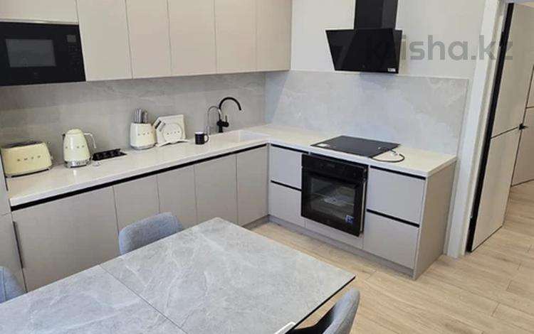 2-бөлмелі пәтер · 67 м² · 12/16 қабат, Кабанбай батыра 2/6, бағасы: 500 000 ₸ в Астане, Есильский р-н — фото 2