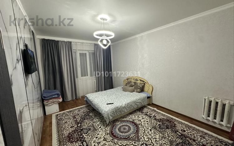 1-бөлмелі пәтер · 33 м² · 3/5 қабат, Аскарова 275а, бағасы: 80 000 ₸ в Таразе — фото 2