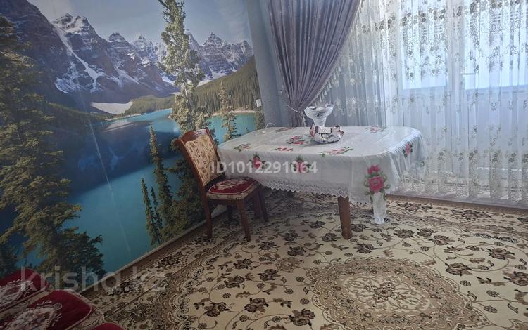 2-бөлмелі пәтер · 48 м² · 2/2 қабат, ул. Абылай Хана 20, бағасы: 11 млн ₸ в Кентау — фото 3