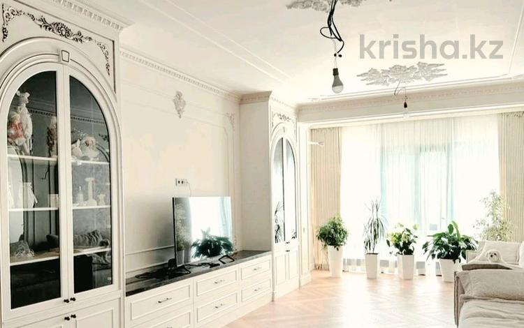 4-бөлмелі пәтер · 180 м² · 5/20 қабат, Снегина 32/1, бағасы: 270 млн ₸ в Алматы, Медеуский р-н — фото 2