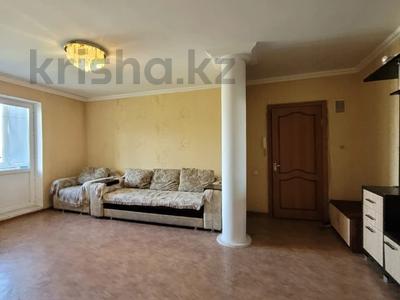 2-комнатная квартира, 53 м², 4/5 этаж, Титова 131 за 18 млн 〒 в Семее