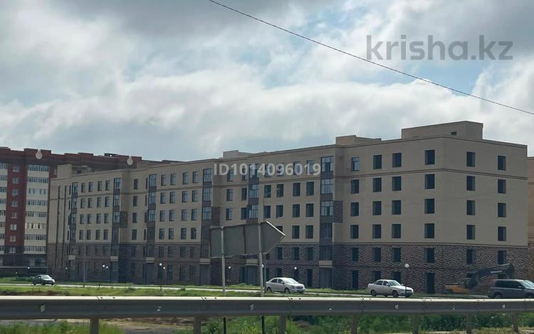 1-комнатная квартира · 52.8 м² · 3/6 этаж, мкр. Алтын орда, Мкр.Батыс-2 за 17.8 млн ₸ в Актобе — фото 2