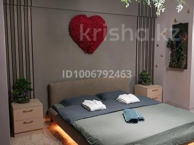 Аренда квартир в Алматы: 1-комнатная квартира · 43 м² · 5/5 этаж, мкр Орбита-4 11 — ул. Аль-Фараби уг. ул Саина. за 250 000 〒 1-комнатная квартира · 43 м² · 5/5 этаж, мкр Орбита-4 11 — ул. Аль-Фараби уг. ул Саина. за 250 000 〒 в Алматы, Бостандыкский р-н