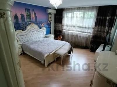 4-комнатная квартира · 140 м² · 1/5 этаж, мкр Думан-2 3 за 90 млн ₸ в Алматы, Медеуский р-н