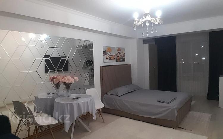 1-комнатная квартира · 40 м² · 2/12 этаж, Шевченко 85 за 2 000 ₸ в Алматы, Алмалинский р-н — фото 2