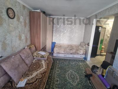 1-комнатная квартира · 32.4 м² · 2/5 этаж, 1 микрорайон — магазин Маяк за 11.5 млн 〒 в Семее