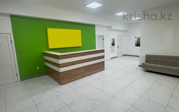 Свободное назначение · 272 м² за 43 млн ₸ в Актобе, мкр. Алтын орда — фото 20