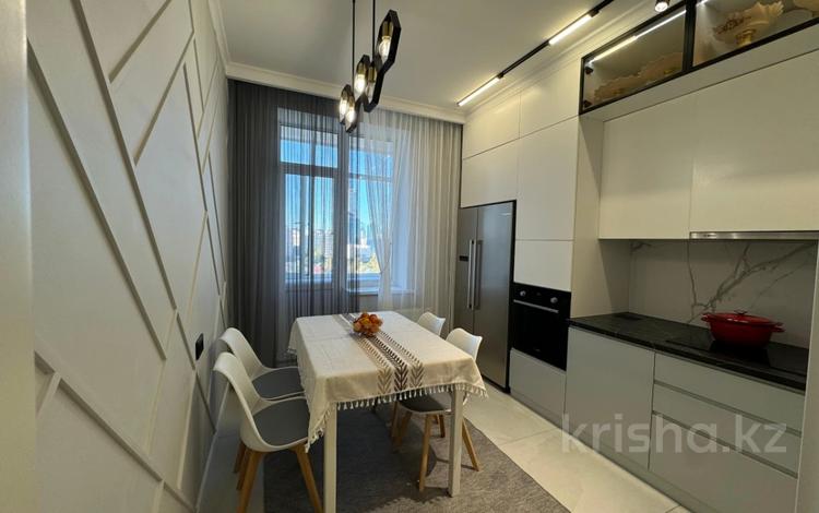 4-комнатная квартира · 121 м² · 9/9 этаж, Жошы хан 27 за 99 млн ₸ в Астане, Есильский р-н — фото 2