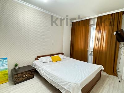 2-бөлмелі пәтер, 50 м², 5/10 қабат тәулік бойы, Бектурова 3/3 — Тұран, бағасы: 12 000 〒 в Астане, Нура р-н