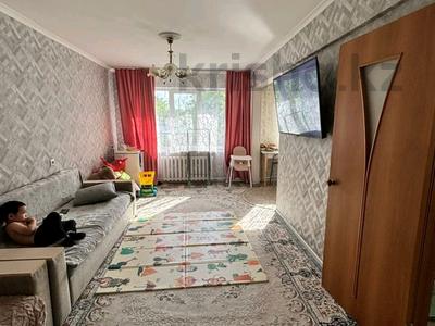 2-комнатная квартира · 45 м² · 1/3 этаж, Грибоедова 5/1 за 8.5 млн 〒 в Усть-Каменогорске