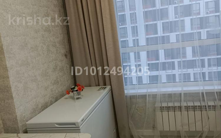 2-бөлмелі пәтер · 60 м² · 9/12 қабат, Асфендиярова 5, бағасы: 42 млн ₸ в Астане, Нура р-н — фото 2