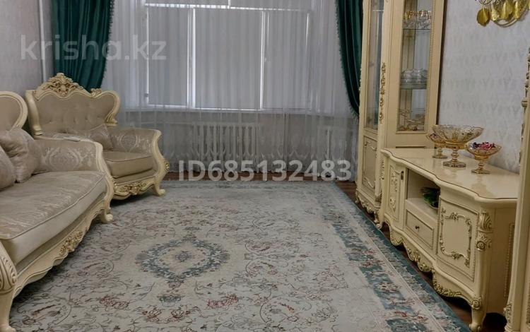 3-комнатная квартира, 92 м², 5/5 этаж, Мкр.Астана 14 за 28 млн 〒 в Таразе — фото 2