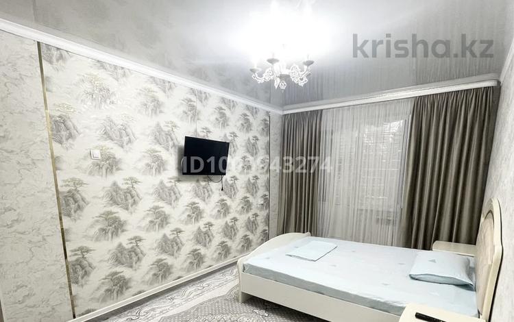 1-комнатная квартира · 32 м² · 5/9 этаж, Нуркена Абдирова 38 — Гоголя, Мустафина, Назарбаева за 10 000 ₸ в Караганде, Казыбек би р-н — фото 2