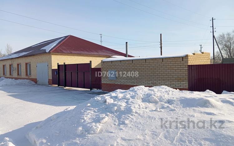 3-комнатная квартира · 96 м², Титова 3кв.2 — Магазин Ростик за 20 млн ₸ в  — фото 2