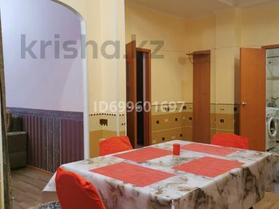 2-комнатная квартира · 80 м² · 1/10 этаж, 15-й мкр 55 за 150 000 ₸ в Актау