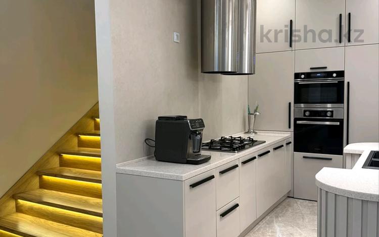 Отдельный дом · 6 комнат · 300 м² · 1.5 сот., мкр Нурлытау (Энергетик), Газизы Жубановой 61 за 3.5 млн ₸ в Алматы, Бостандыкский р-н — фото 2