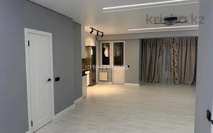2-комнатная квартира · 70 м² · 10/13 этаж, Есенова 160/3 за 55 млн ₸ в Алматы, Жетысуский р-н — фото 2