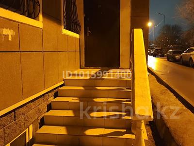 2-комнатная квартира · 60 м² · 1/5 этаж, мкр Кокжиек 37а — Школьный стадион за 200 000 ₸ в Алматы, Жетысуский р-н