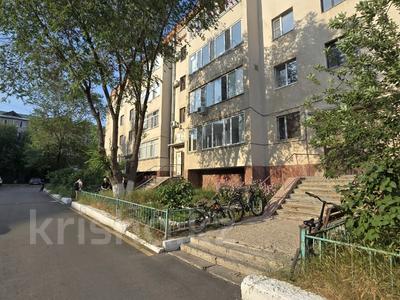 2-бөлмелі пәтер · 45 м² · 4/4 қабат, ул. Бараева — Валиханова/Республика, бағасы: 25 млн ₸ в Астане, р-н Байконур