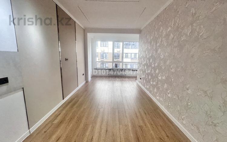 2-бөлмелі пәтер · 56 м² · 3/7 қабат, Илтипат 49, бағасы: 43 млн ₸ в Алматы, Наурызбайский р-н — фото 2