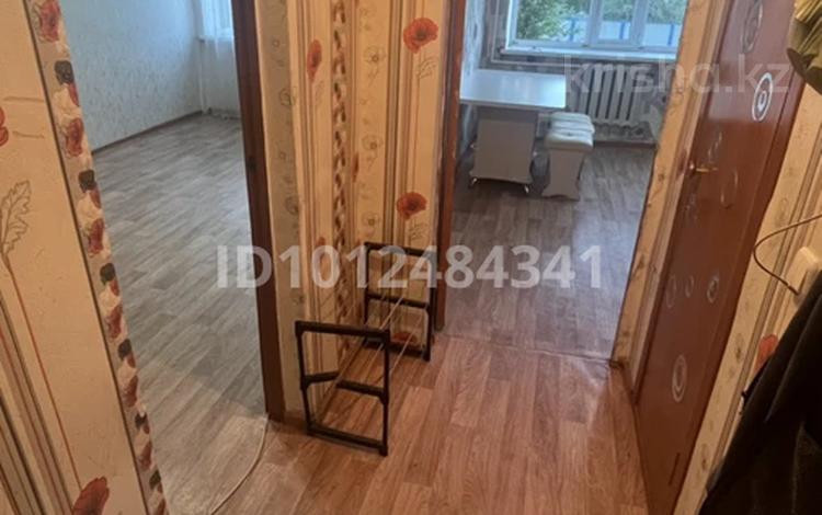 1-бөлмелі пәтер · 36 м² · 1/5 қабат, Мәнгілік ел 9 Б — Рядом 19 шк и Гимназия, бағасы: 70 000 〒 в Сатпаев — фото 2