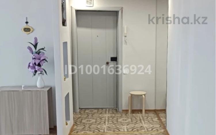 3-комнатная квартира · 65 м² · 5/10 этаж, Назарбаева 204 за 25 млн 〒 в Павлодаре — фото 2