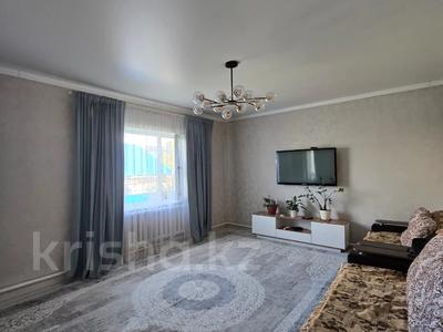 Отдельный дом · 4 комнаты · 150.2 м² · 4.52 сот., Р Кошкарбаева 18 за 65 млн ₸ в Семее