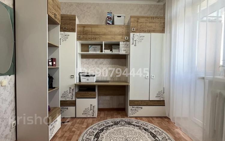 2-комнатная квартира, 43.6 м², 14/16 этаж, Тлендиева 15/4