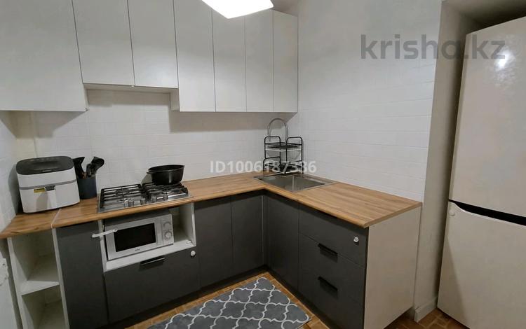 3-бөлмелі пәтер · 60 м² · 3/5 қабат, Азаттык — Рымбеттехника, бағасы: 20 млн ₸ в Атырау — фото 6