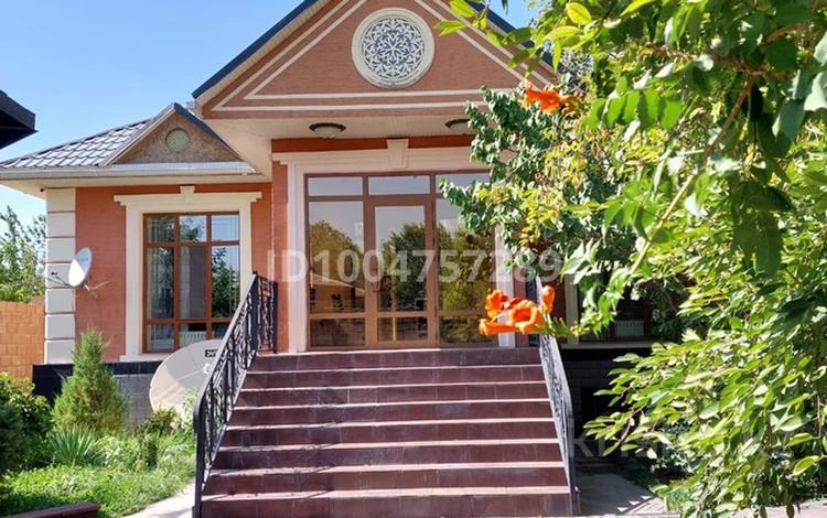 Дом · 7 комнат · 250 м², 2 переулок Еспаева 14 — Пр комратова-еспаева за 120 000 〒 в Таразе — фото 2