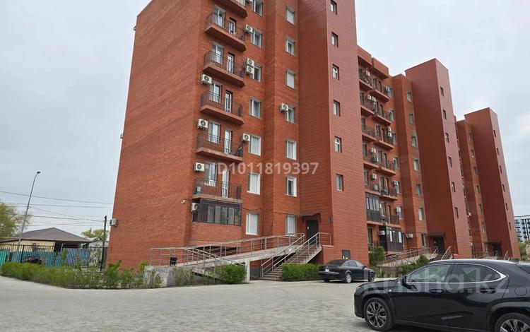3-бөлмелі пәтер · 76 м² · 7/7 қабат, Жансугурова 6 — Ренко, бағасы: 36 млн ₸ в Атырау — фото 2