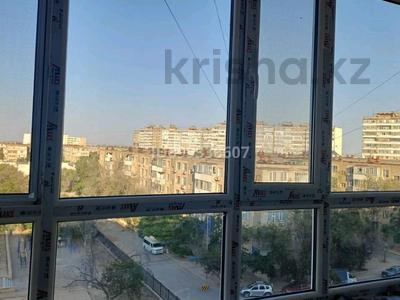 2-бөлмелі пәтер · 54 м² · 6/7 қабат, 11-й мкр 18 — Ынтымак, бағасы: 11.8 млн ₸ в Актау