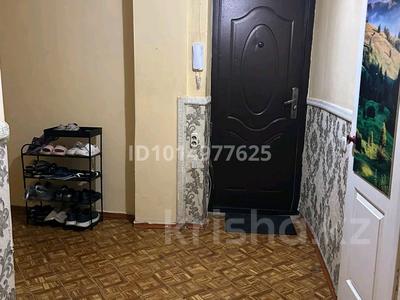 2-бөлмелі пәтер · 63 м² · 1 қабат, Толе би 55 кв13 — Полукруглый дом на макашева, бағасы: 20 млн ₸ в Каскелене