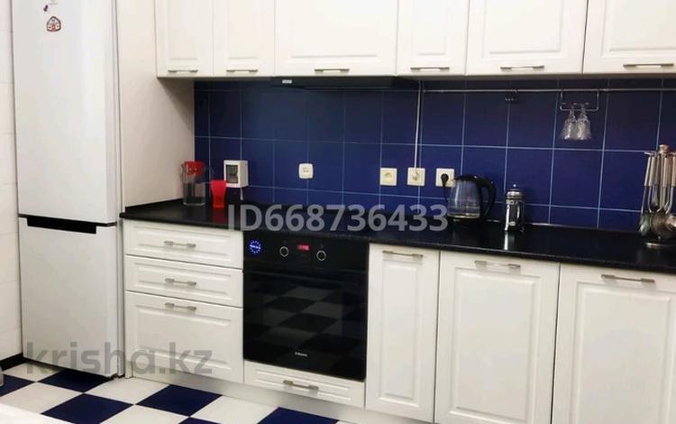 3-комнатная квартира · 135 м² · 17/25 этаж, мкр 11 112 А за 38 млн 〒 в Актобе — фото 19