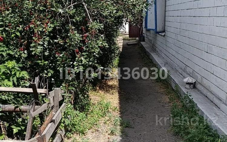 Отдельный дом · 4 комнаты · 228 м² · 2.3 сот., Кажымукан 66 — Район Каскрай, рядом школа, магазины, остановка. за 15 млн ₸ в Семее — фото 2