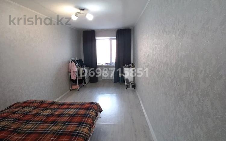 2-комнатная квартира · 46 м² · 5/5 этаж, 6й микрорайон, 6й микрорайон — Ермекова за 20 млн ₸ в Караганде, Казыбек би р-н — фото 11