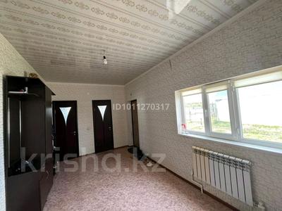 Жеке үй · 5 бөлме · 230 м² · 10 жүзд., Нура 1554 — Школы 49, бағасы: 26 млн ₸ в Актобе, жилой массив Акжар-2