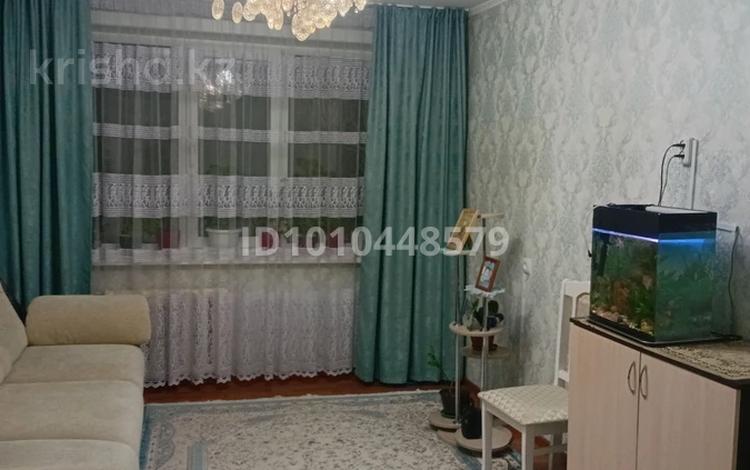 3-бөлмелі пәтер · 69 м² · 2/5 қабат, Жалела Кизатова 2А — 3 новая политика, бағасы: 26.5 млн ₸ в Петропавловске — фото 2