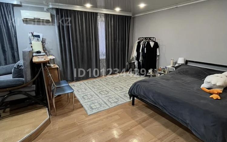 1-бөлмелі пәтер · 35.4 м² · 8/9 қабат, ул. Шмидта 9/2, бағасы: 17 млн ₸ в Семее, Красный Кордон — фото 19