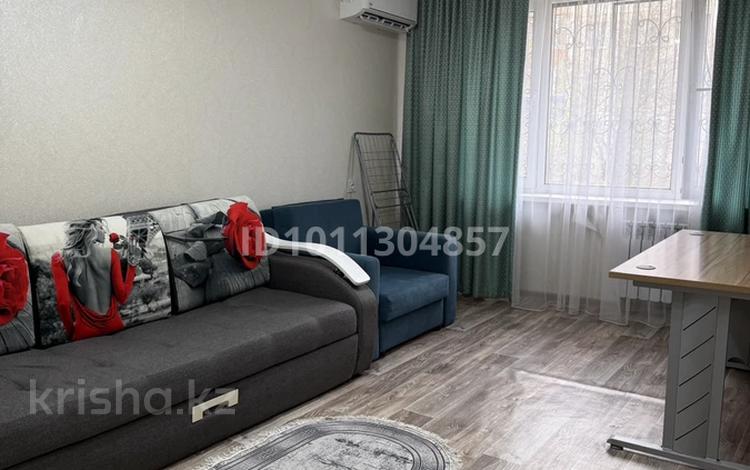 1-бөлмелі пәтер · 40 м² · 1/5 қабат, мкр Строитель, Циолковского 4, бағасы: 130 000 ₸ в Уральске — фото 2