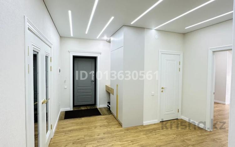 3-бөлмелі пәтер · 114 м² · 5/5 қабат, Алтын орда ш/а. 19л к1, бағасы: 39 млн ₸ в Актобе, мкр. Алтын орда — фото 8