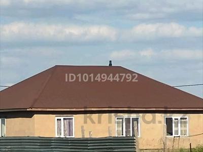 Жеке үй · 4 бөлме · 200 м² · 9 жүзд., Жалтырколь, бағасы: 20 млн ₸
