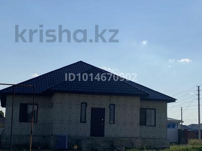 Отдельный дом · 5 комнат · 233 м² · 10 сот., жилой массив Кызылжар 441 — Магазин 406 за 35 млн ₸ в Актобе