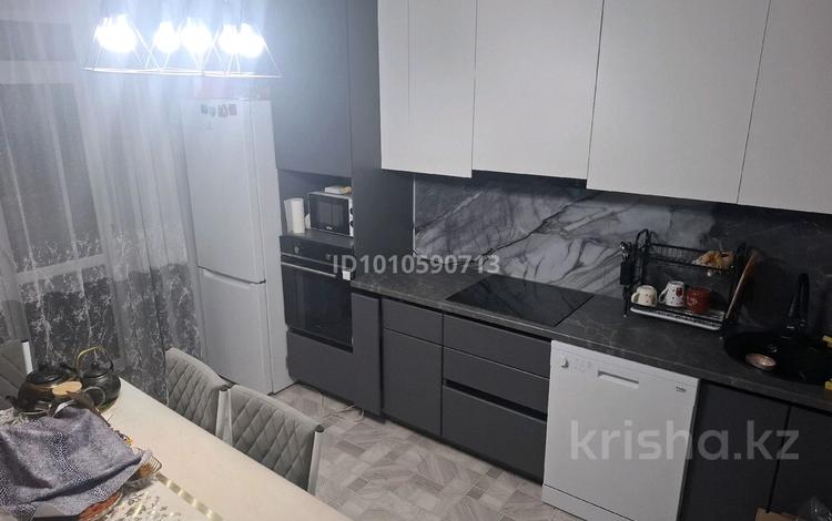 2-комнатная квартира · 82 м² · 5/5 этаж, Район Карагайлы 50 А за 36 млн ₸ в Семее — фото 2