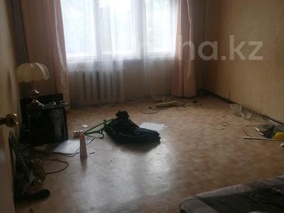 3-комнатная квартира · 70 м² · 5/5 этаж, космическая 10/5 за 16.5 млн 〒 в Усть-Каменогорске